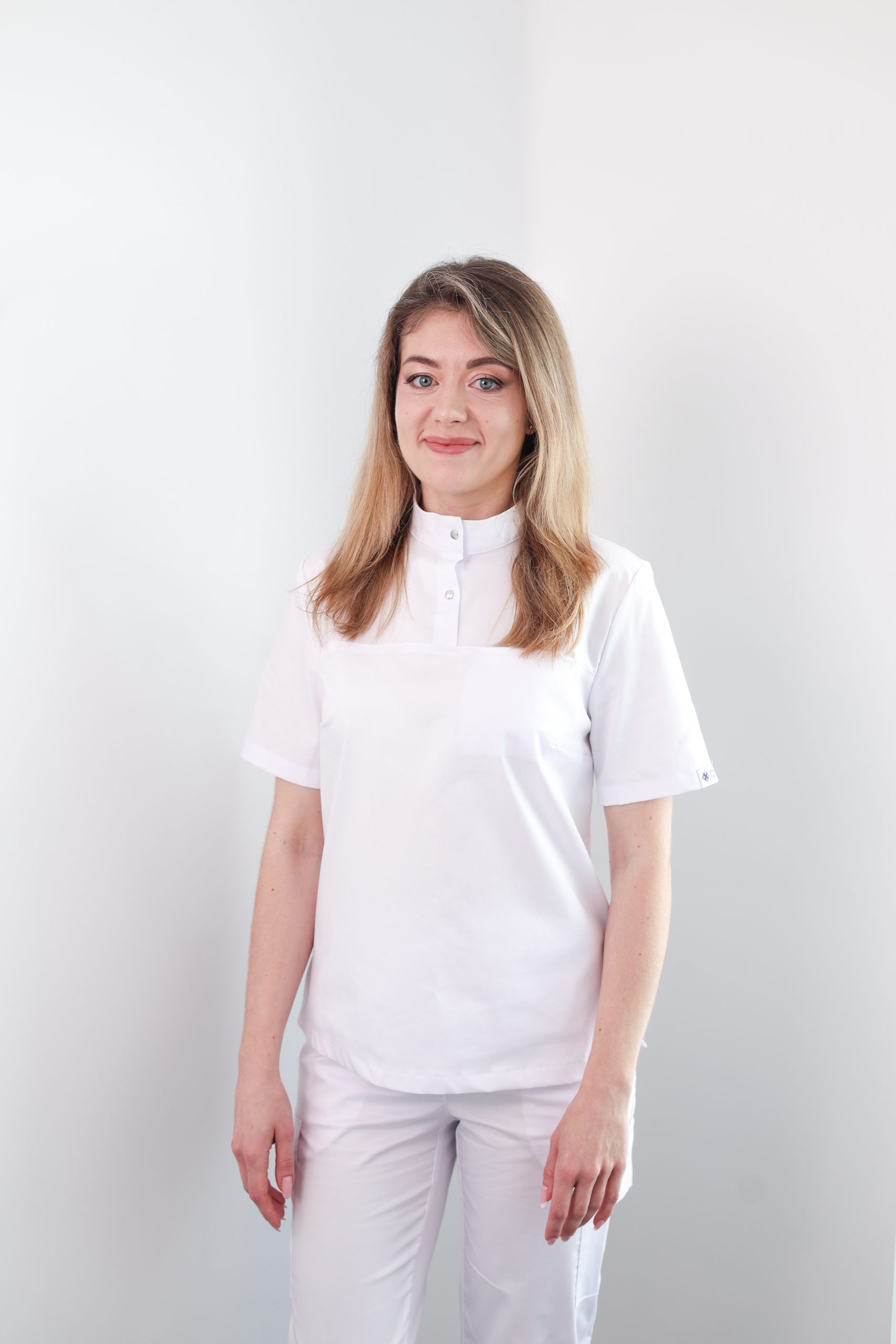 Олена Бикова